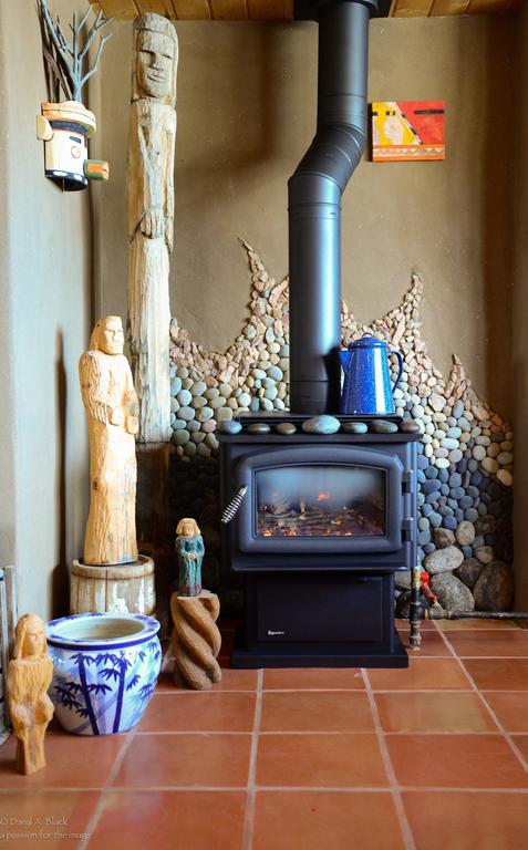Casa Gallina - An Artisan Inn Taos Room photo